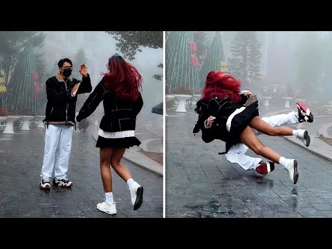 Видео: САМЫЕ НЕЛЕПЫЕ МОМЕНТЫ, СНЯТЫЕ НА КАМЕРУ