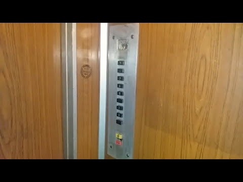 Видео: Лифт КМЗ 1981 г.в. Г/П - 320 кг, V=0,71 м/с