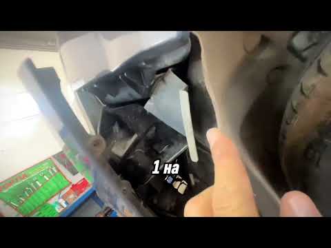 Видео: Renault scenic 2 замена ламп передней фары #рено #Renault #scenic #machine #diy #automobile 