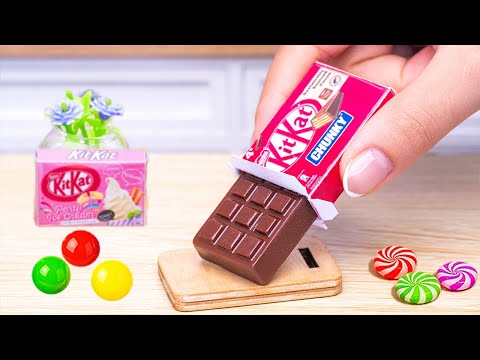 Видео: Удивительный торт KITKAT | Идеи мини-тортов с радужной глазурью и шоколадом KitKat Chunky