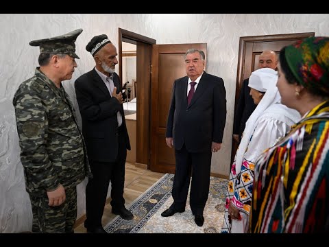 Видео: Ба истифода додани манзилҳои истиқоматӣ ба сокинони аз заминларза зарардидаи ноҳияи Рашт