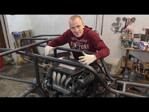 Видео: Установка двигателя Honda 2L в раму самодельного квадроцикла KVANT. Установка 5-ступенчатой АКПП.