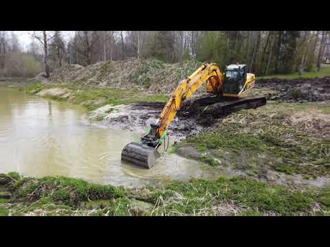 Видео: Очистка пруда Гусеничным Экскаватором!