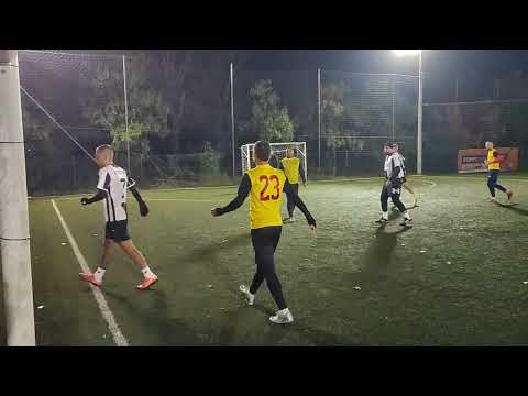 Видео: Атлетик Велинград - Форест 12.11. Първо полувреме