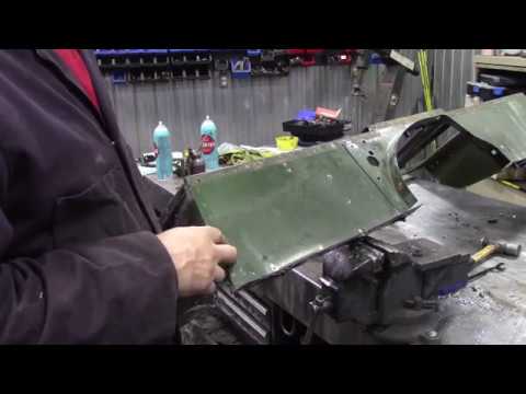 Видео: Defender / Series. Замена сиденья / боковой панели / аккумулятора / инструментального ящика.