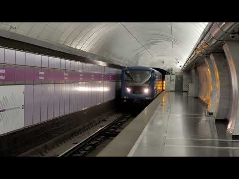 Видео: метропоезд «Пришелец», вагоны: 10374-10373, на станции Волковская