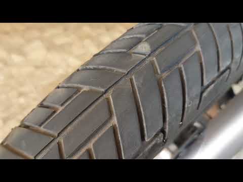 Видео: Metzeler Lasertec на Voge 300 Rally: Мой опыт и отзыв