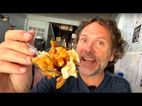 Видео: еда + развлечения в районе Эккамай в Бангкоке