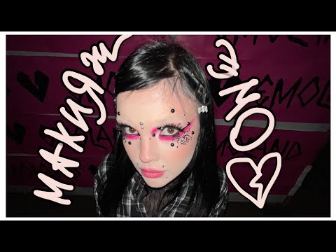 Видео: МАКИЯЖ ЭМО: ИЗ 2007 В 2023