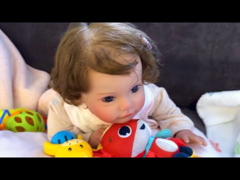 Видео: Неделя Влогов / День 2 Кормление Реборна 