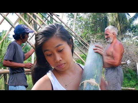 Видео: Непрошенные помощники, кроем крышу. Вторая серия