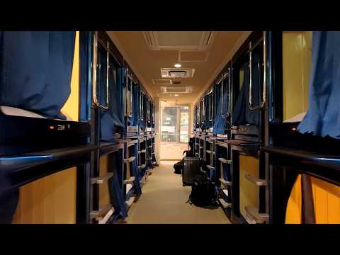 Видео: Расслабьтесь со стилем! 🌸 Японский капсульный отель с онсеном и сауной возле станции Уэно!