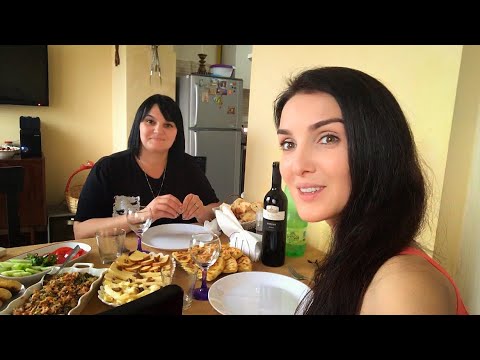 Видео: РЕЦЕПТ ХАЧАПУРИ НА СКОВОРОДЕ, ЧИРБУЛИ И МЧАДИ ГРУЗИНСКАЯ КУХНЯ