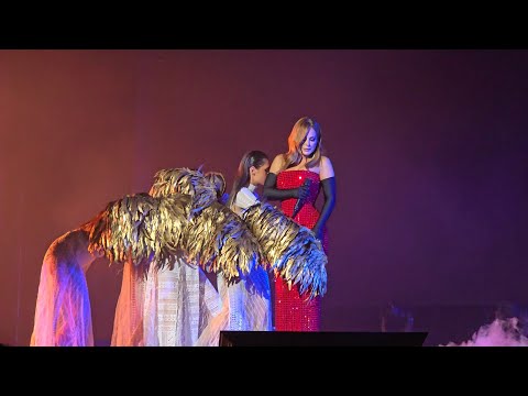 Видео: Ани Лорак ❤ - Наполовину (Санкт Петербург - БКЗ 08.10.2025)