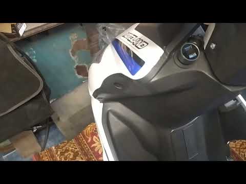 Видео: Скутер F22 Китай вас удивит.