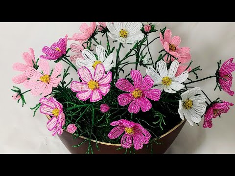 Видео: Космея из бисера Авторская работа Обзор Бисероплетение Бисер схема