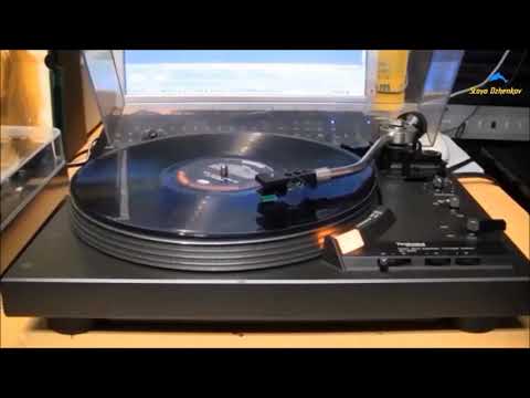 Видео: 🇧🇬 Мими Иванова и Развигор Попов - "Въртележка" 🇧🇬 (2000)