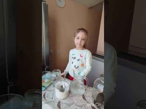 Видео: Експеримент. Солона та прісна вода.