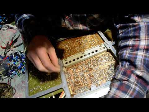 Видео: Поиск неисправностей усилителя методом втыка Романтика 120 слабый звук