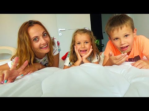 Видео: Чуть не ОПОЗДАЛА на САМОЛЕТ / Встреча с КАТЕЙ и МАКСОМ в СТАМБУЛЕ