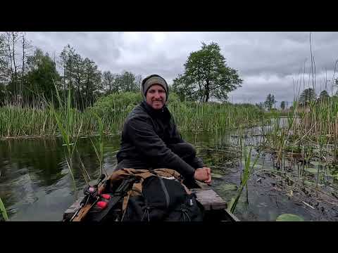 Видео: Перші Щупаки Риболовля з човна на Стоході спінінгом