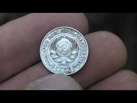 Видео: Приборный поиск в лесу / Тест 25-ой частоты / металлоискатель xp deus