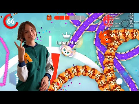 Видео: ПОЛУЧАЕМ ДВА НОВЫХ СКИНА В ИГРЕ ЗМЕЙКА 🐍 Осьминог Такояки и  Красная панда  Рецу в Snake.io