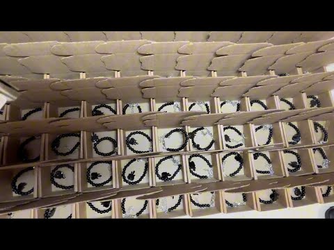 Видео: VLOG Упаковка сережек и браслетов на Ozon для продажи 06.10.2025