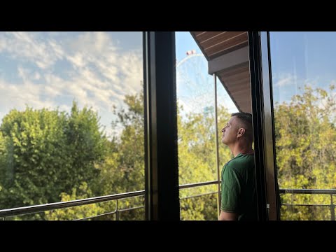 Видео: Лазаревское 2024. КОМУ ПРИНАДЛЕЖИТ ТЕНЬ ОТ ЗОНТИКА?🤔 Переехали в Калибри Бич