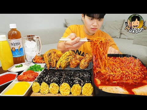 Видео: ASMR MUKBANG | острая лапша Рамён, кимбап, кимчи рецепт ! принимать пищу