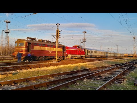 Видео: Товарен влак на БДЖ ТП с локомотиви 45 188 и 55 137 заминава от Русе Разпределителна
