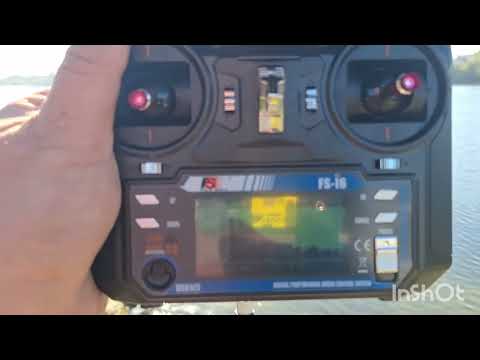 Видео: Прикормочный кораблик в город Воронеж комплектация автопилот + глубиномер 