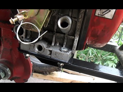 Видео: Замена масла в двигателе мотоблока кентавр 10л.с. с воздушным охлаждением