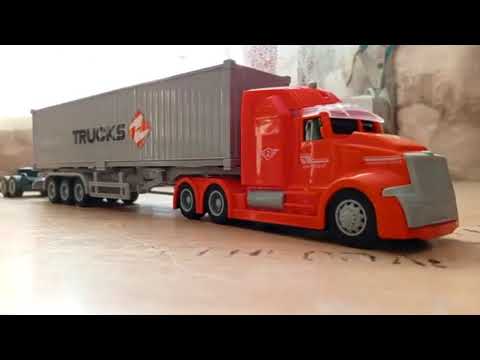 Видео: Модели седельных тягачей с двумя полуприцепами 1:43 