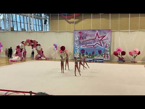 Видео: Центр Ирины Винер. Команда «Рекорд»Групповое упражнение б/п Художественная гимнастика #спорт