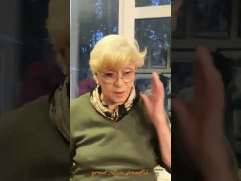 Видео: Алиса Бруновна рассказывает про внуков и правнуков🤗💖@GOLDsvKISKA