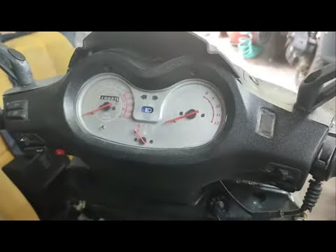 Видео: Китец 150 с клапанами. Чудо Lead 100.