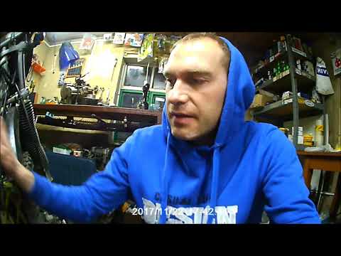 Видео: Сборка ЦПГ и ГБЦ мотора Honda XL250 (AX 1)