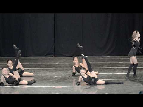 Видео: "Кошачье танго". Эстрадный танец. Возраст 11-13