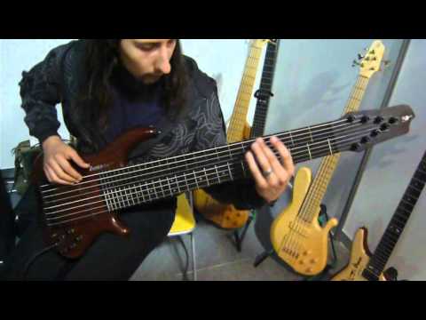 Видео: Халед Аль-Овейд with bass Lucie 8 Москва Музыка 2008 Armen Guitars Armen Blbulyan