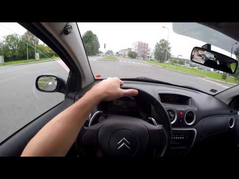 Видео: Live ! Citroen C2 1 6i VTR 2006 года Первое знакомство , или начало истории ! Часть 1.