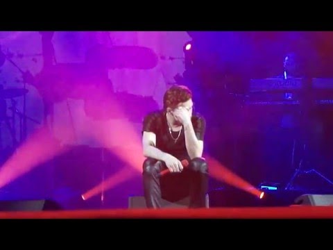 Видео: Дима Билан - Лабиринты - Саратов 15.03.2016