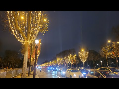 Видео: Єлисейські Поля. Париж. Різдво