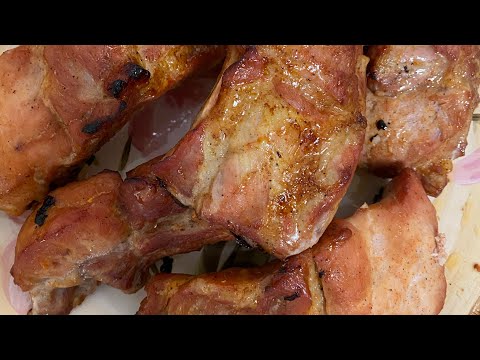 Видео: Свиные ребра в духовке Pork ribs in the oven