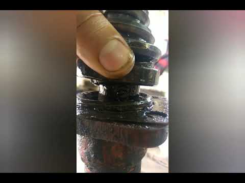 Видео: Ремонт рулевой колонки трактора т 25