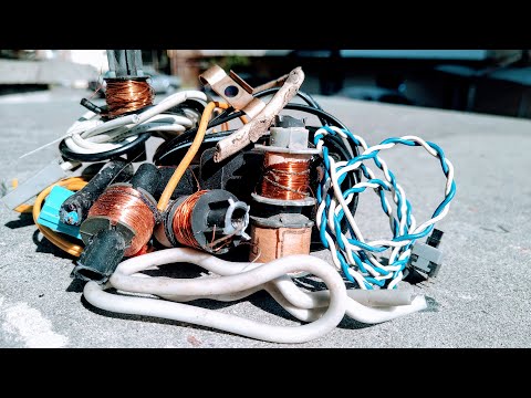 Видео: Где искать цветной металл в Городе . Поиск меди и металлолома во дворах
