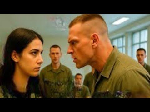Видео: 4 новобранца решили унизить её в столовой — но через 40 секунд они лежали на полу!