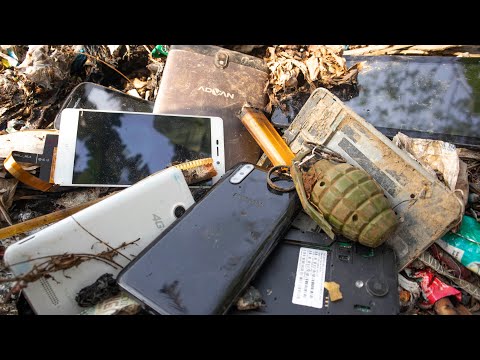 Видео: Восстановление нежелательного телефона || Найдите много старых сенсорных телефонов и многое другое