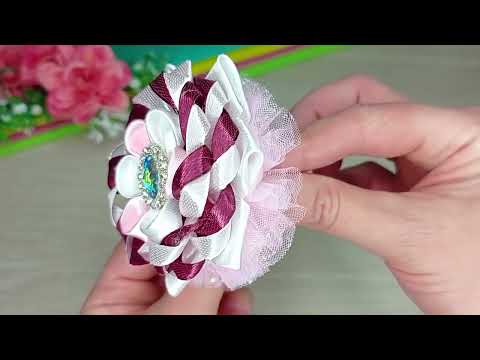 Видео: DIY/ ДА!!! ИМЕННО ТАК!!! Сделала и Продала/ Бантики из лент для девочек 🎀