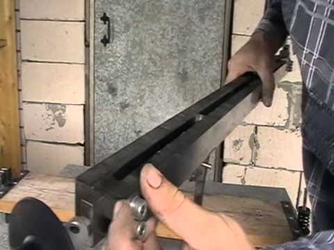Видео: Самодельный плиткорез